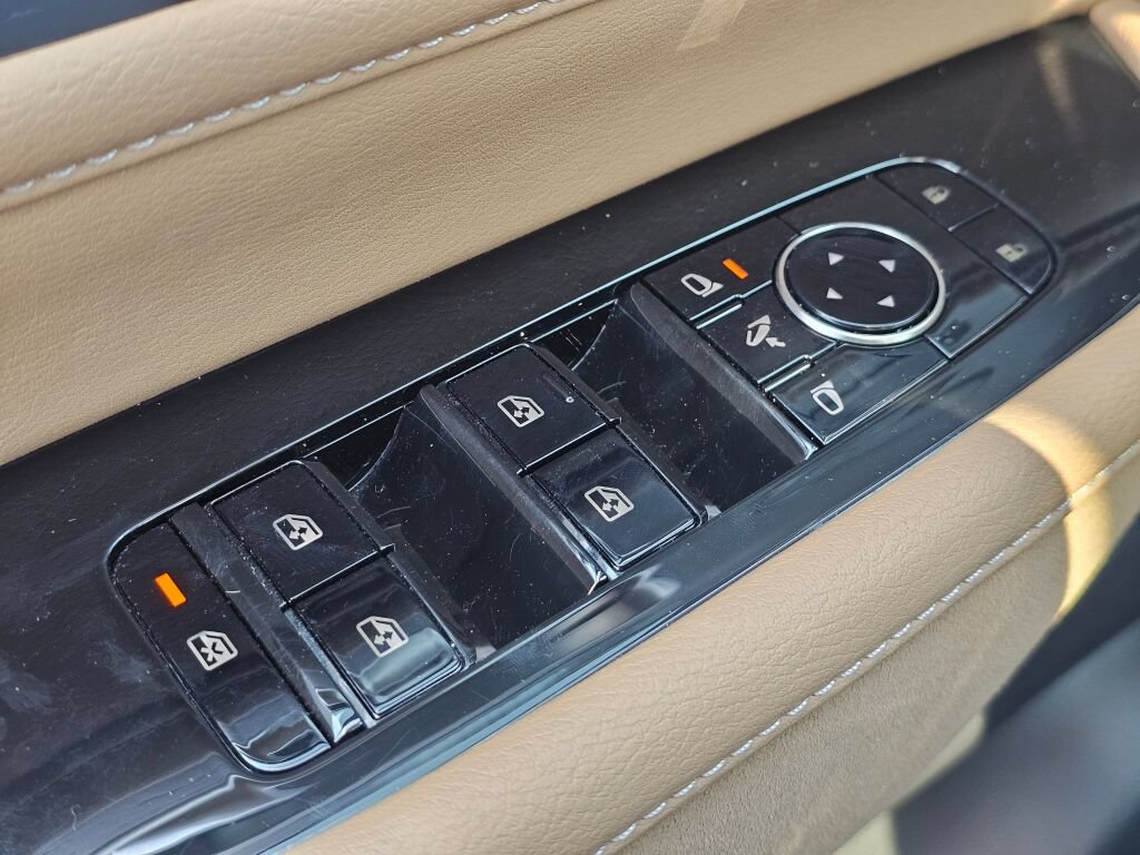 Used 2025 INFINITI QX80 Sensory AWD/4WD image 26
