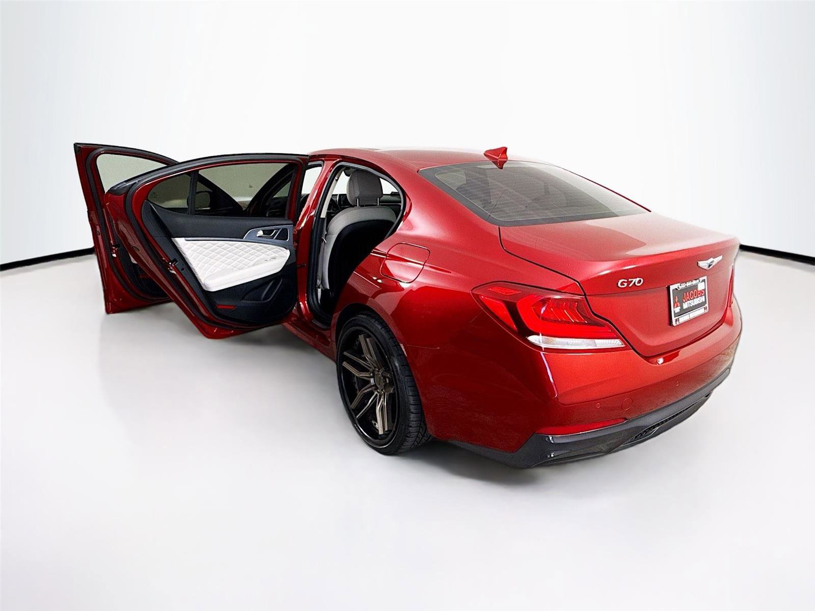 Used 2020 Genesis G70 2.0T w/ Prestige Package image 19