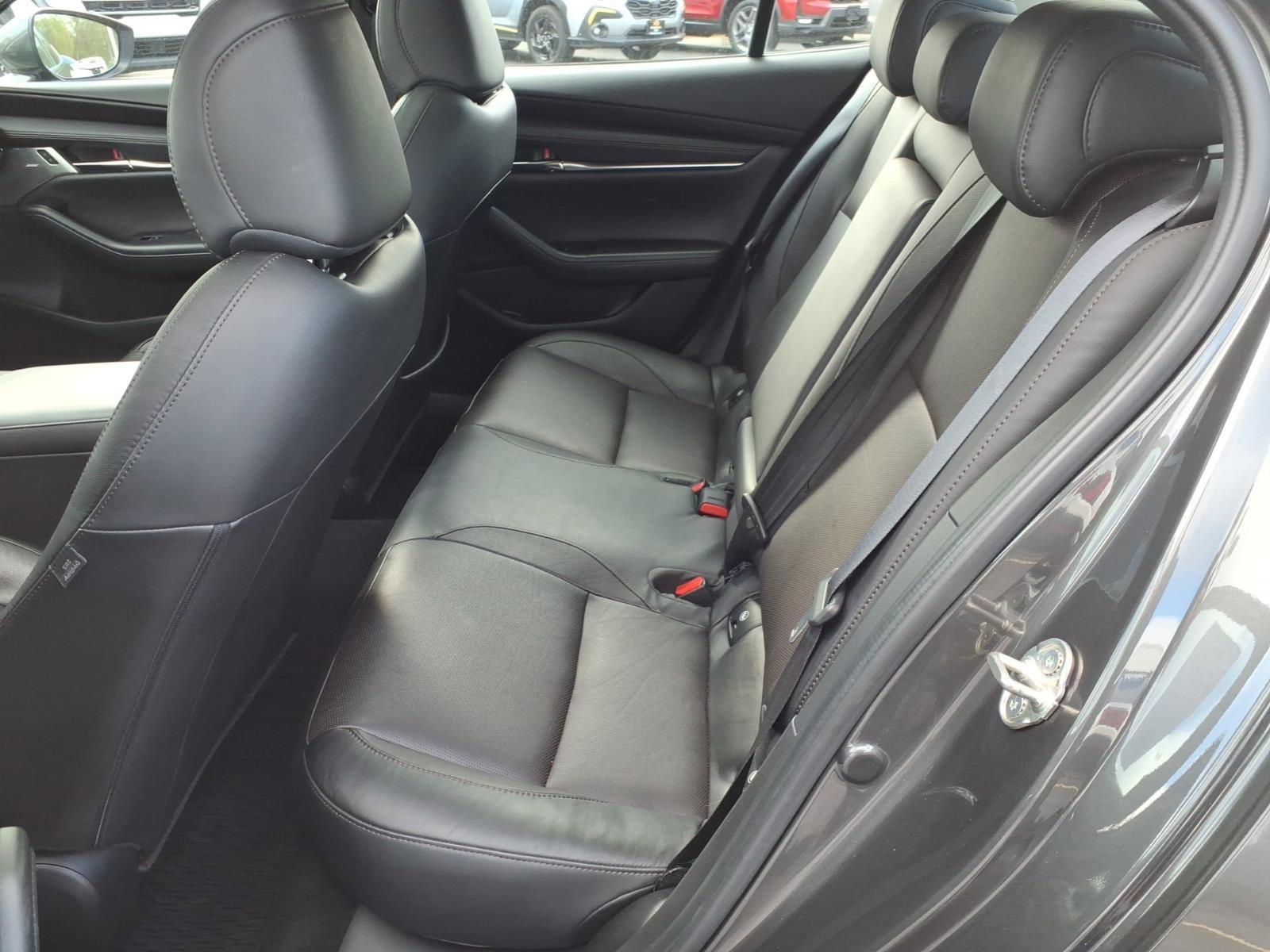 Used 2023 MAZDA MAZDA3 s AWD/4WD image 7