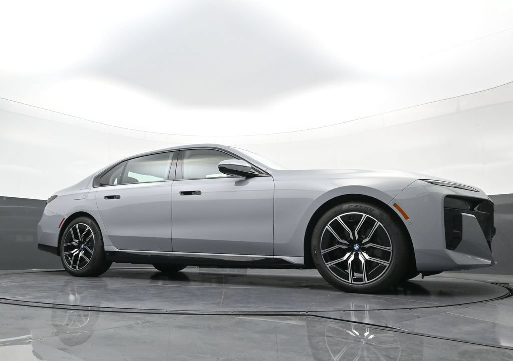 New 2026 BMW 740i xDrive w/ Executive Package AWD/4WD image 25