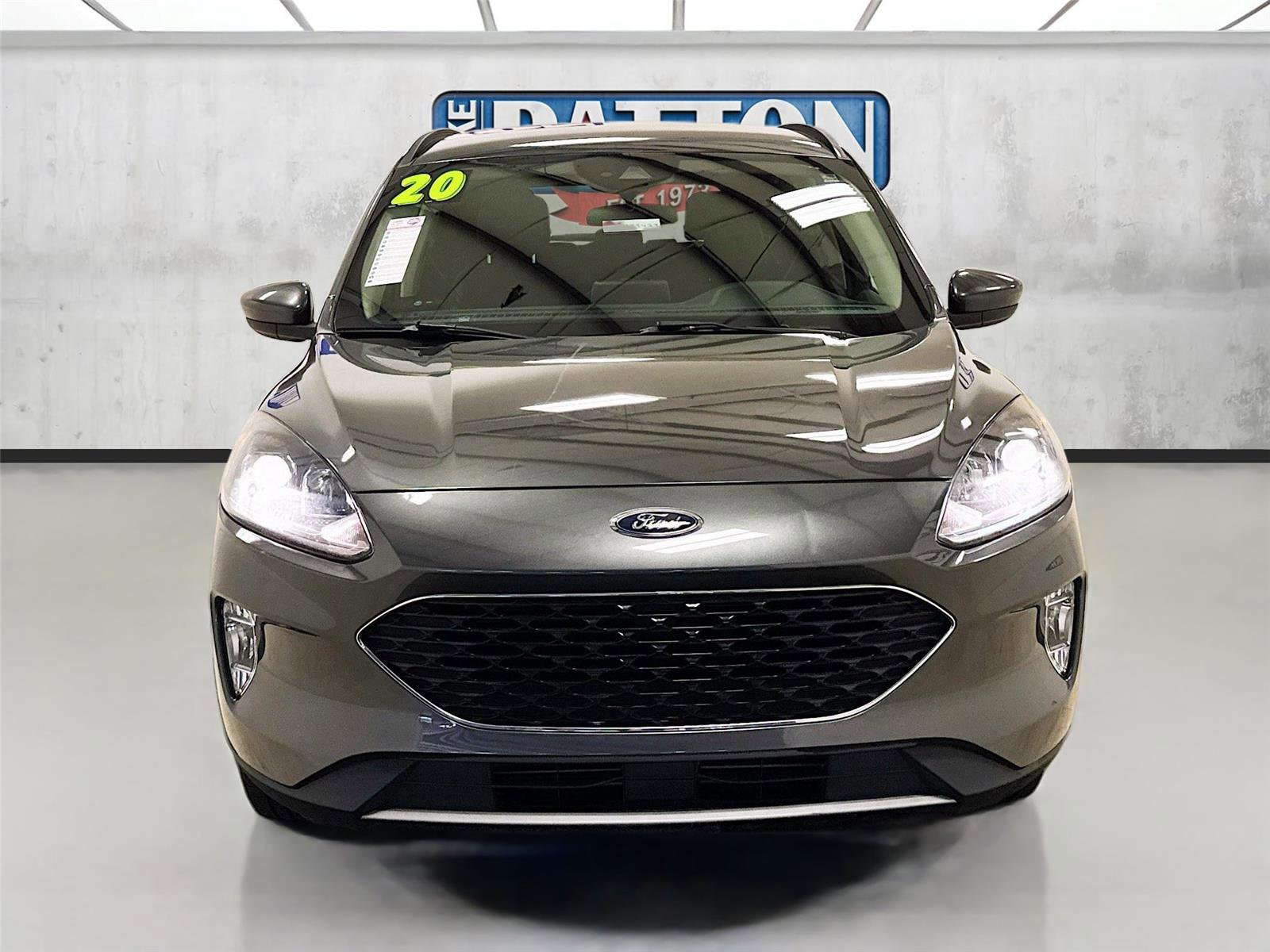 Used 2020 Ford Escape SEL image 2