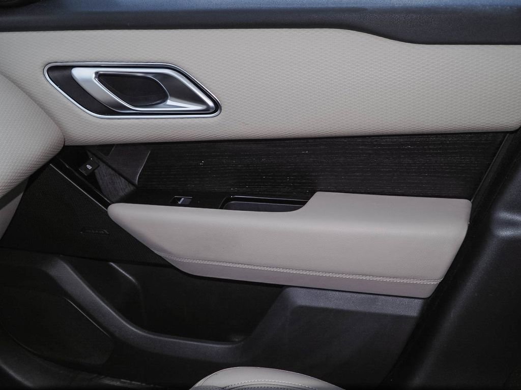 Used 2021 Land Rover Range Rover Velar S image 26