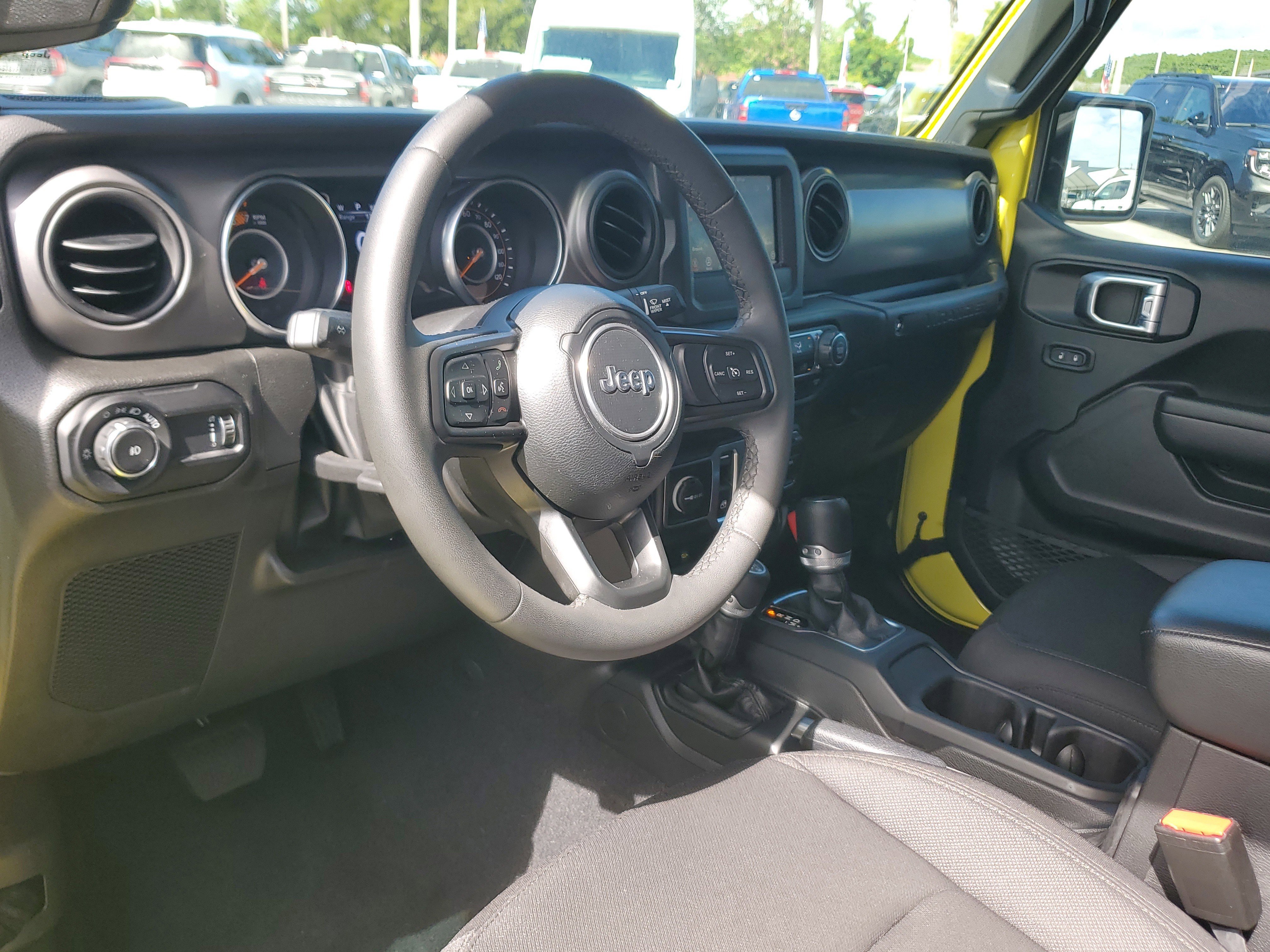 Used 2023 Jeep Wrangler Sport image 9