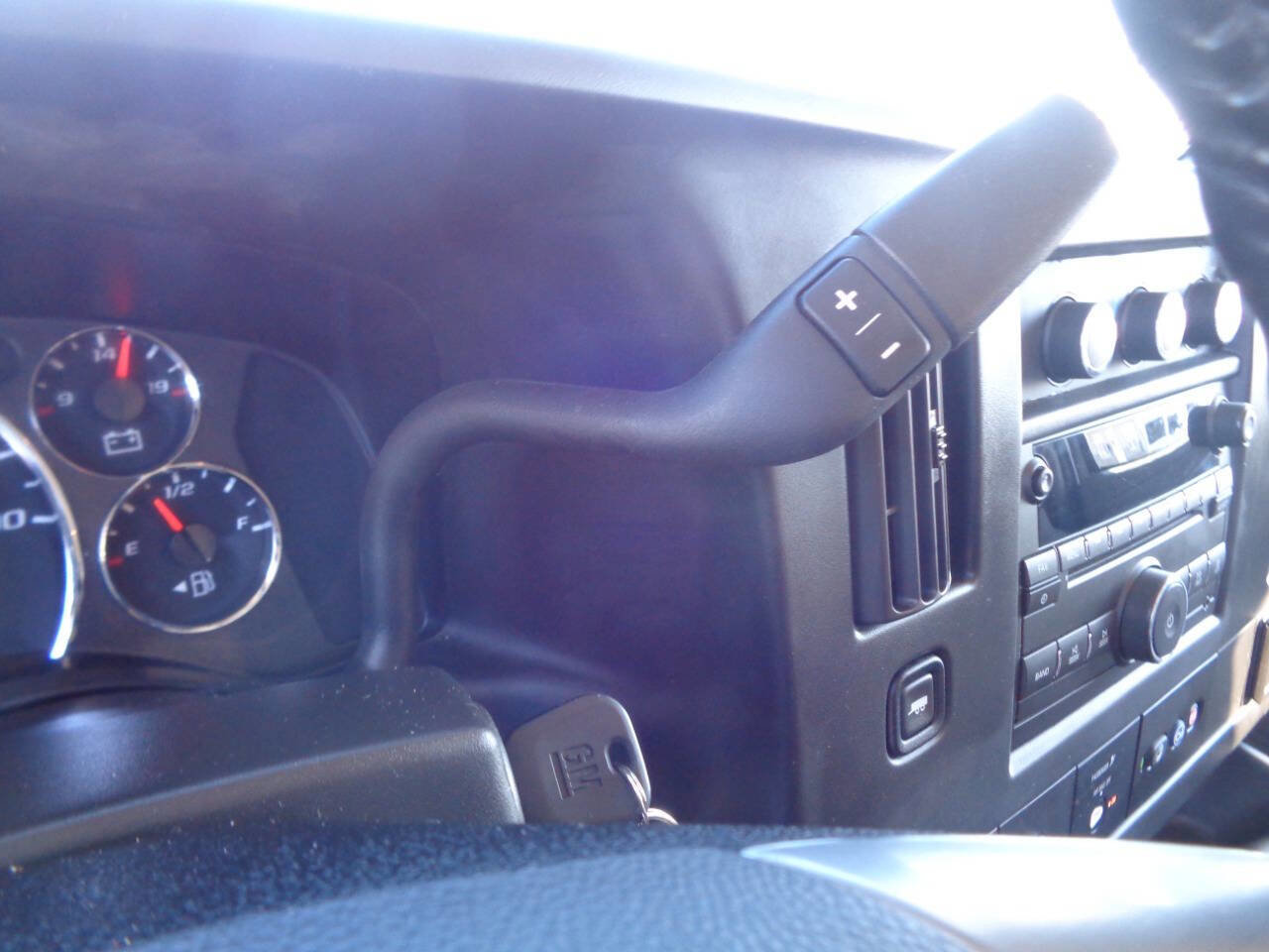 Used 2017 Chevrolet Express 3500 LT w/ LT Preferred Equipment Group image 22