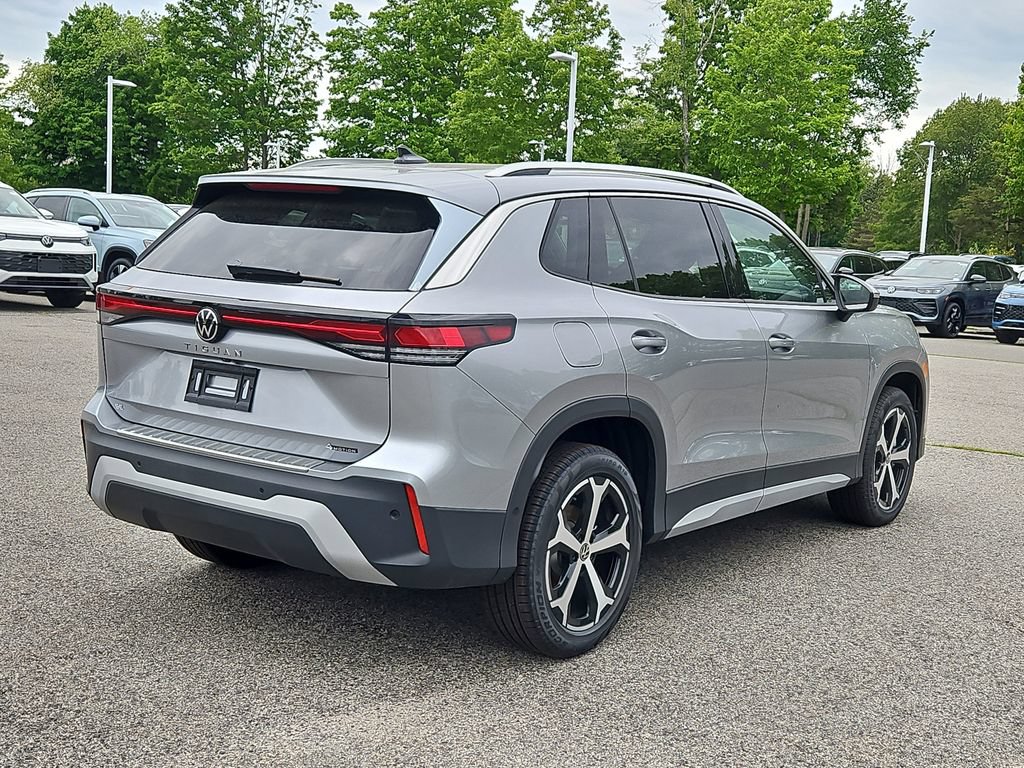 New 2026 Volkswagen Tiguan SE AWD/4WD image 3