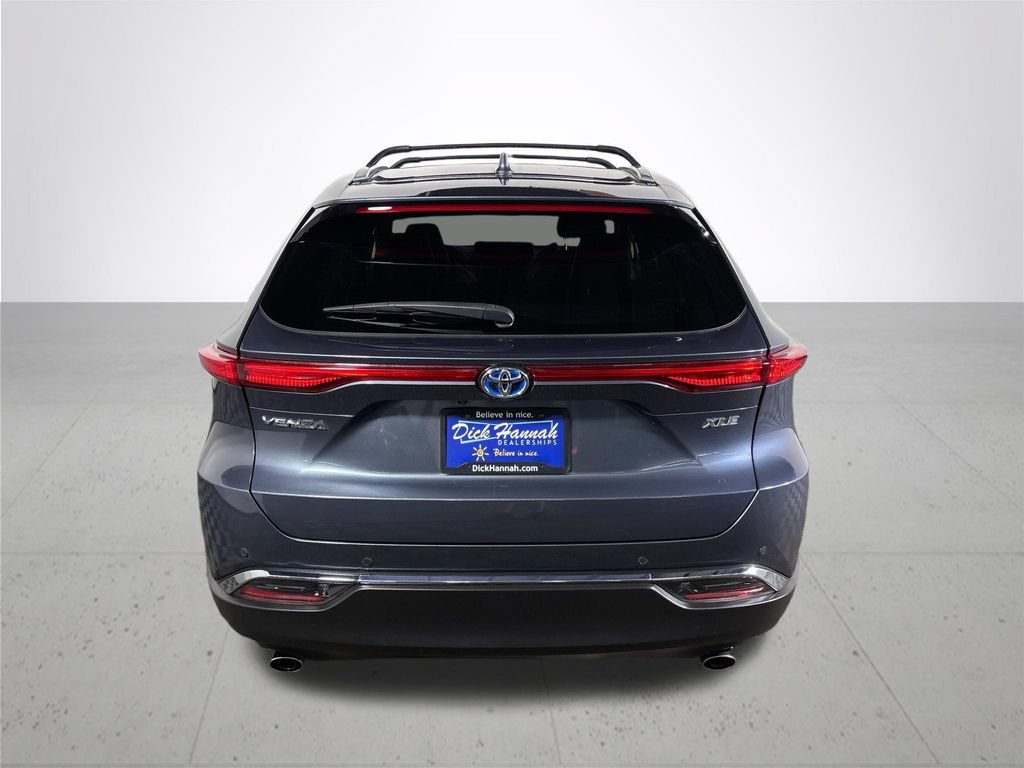 Used 2023 Toyota Venza XLE AWD/4WD image 7