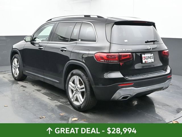 Used 2023 Mercedes-Benz GLB 250 4MATIC image 8