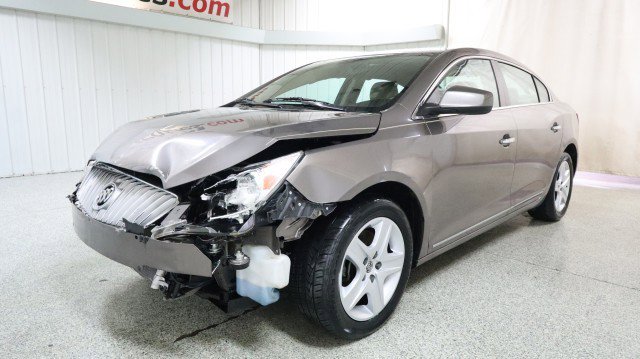 Used 2011 Buick LaCrosse CX image 2