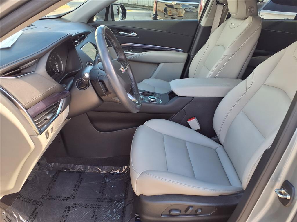 Certified 2023 Cadillac XT4 Luxury FWD image 20