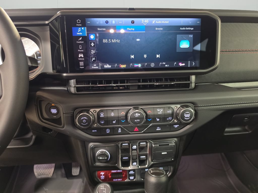New 2026 Jeep Gladiator Rubicon AWD/4WD image 20