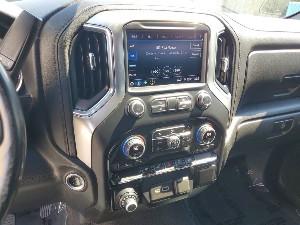 Used 2021 Chevrolet Silverado 1500 LT image 29