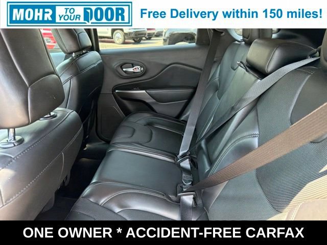 Used 2021 Jeep Cherokee Latitude Lux w/ Comfort/Convenience Group AWD/4WD image 39