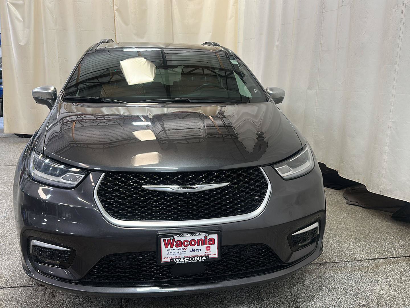 Used 2021 Chrysler Pacifica Pinnacle AWD/4WD image 8
