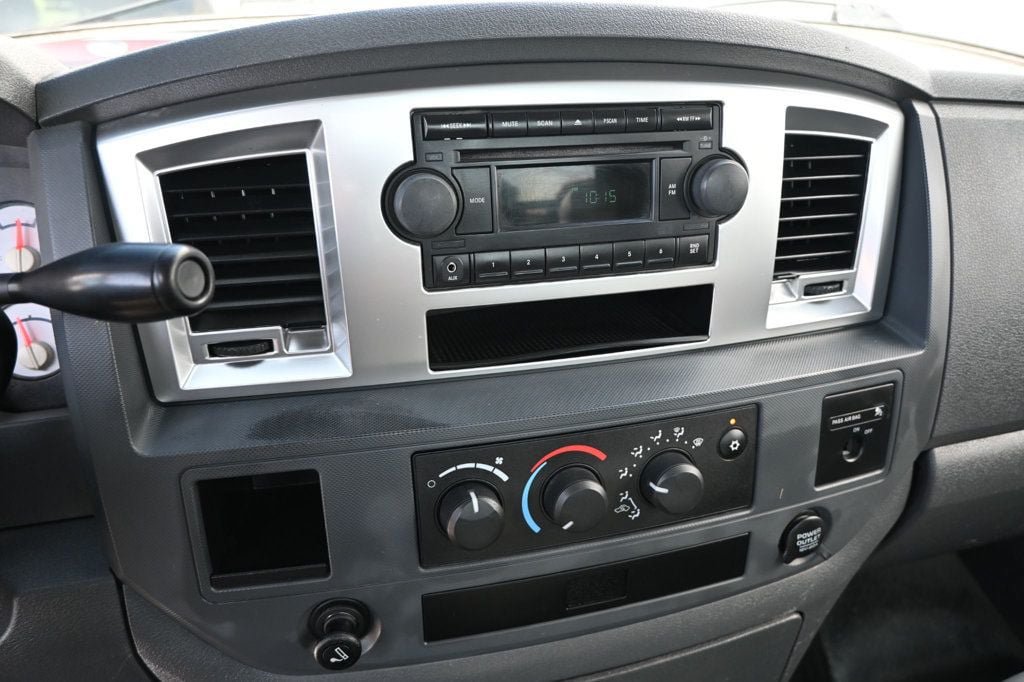 Used 2006 Dodge Ram 2500 Truck ST w/ Trailer Tow Group RWD image 5