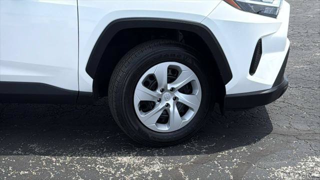 Certified 2025 Toyota RAV4 LE AWD/4WD image 11