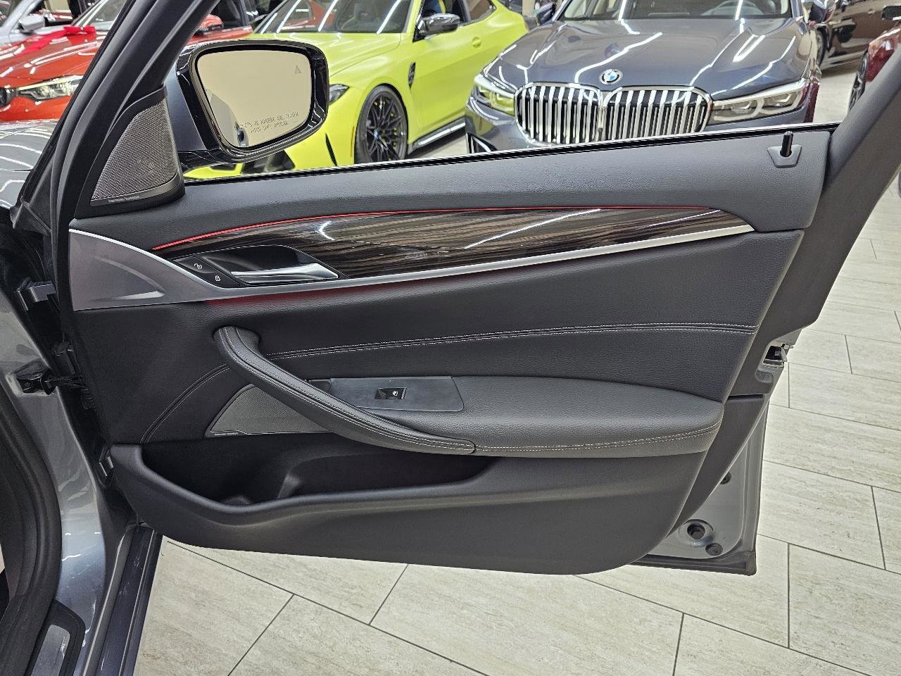 Used 2019 BMW 540i xDrive AWD/4WD image 43