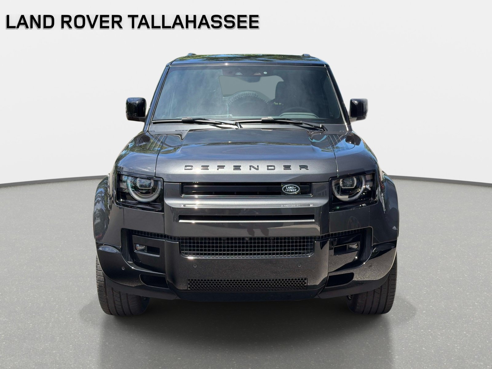 New 2026 Land Rover Defender 130 X-Dynamic SE AWD/4WD image 2