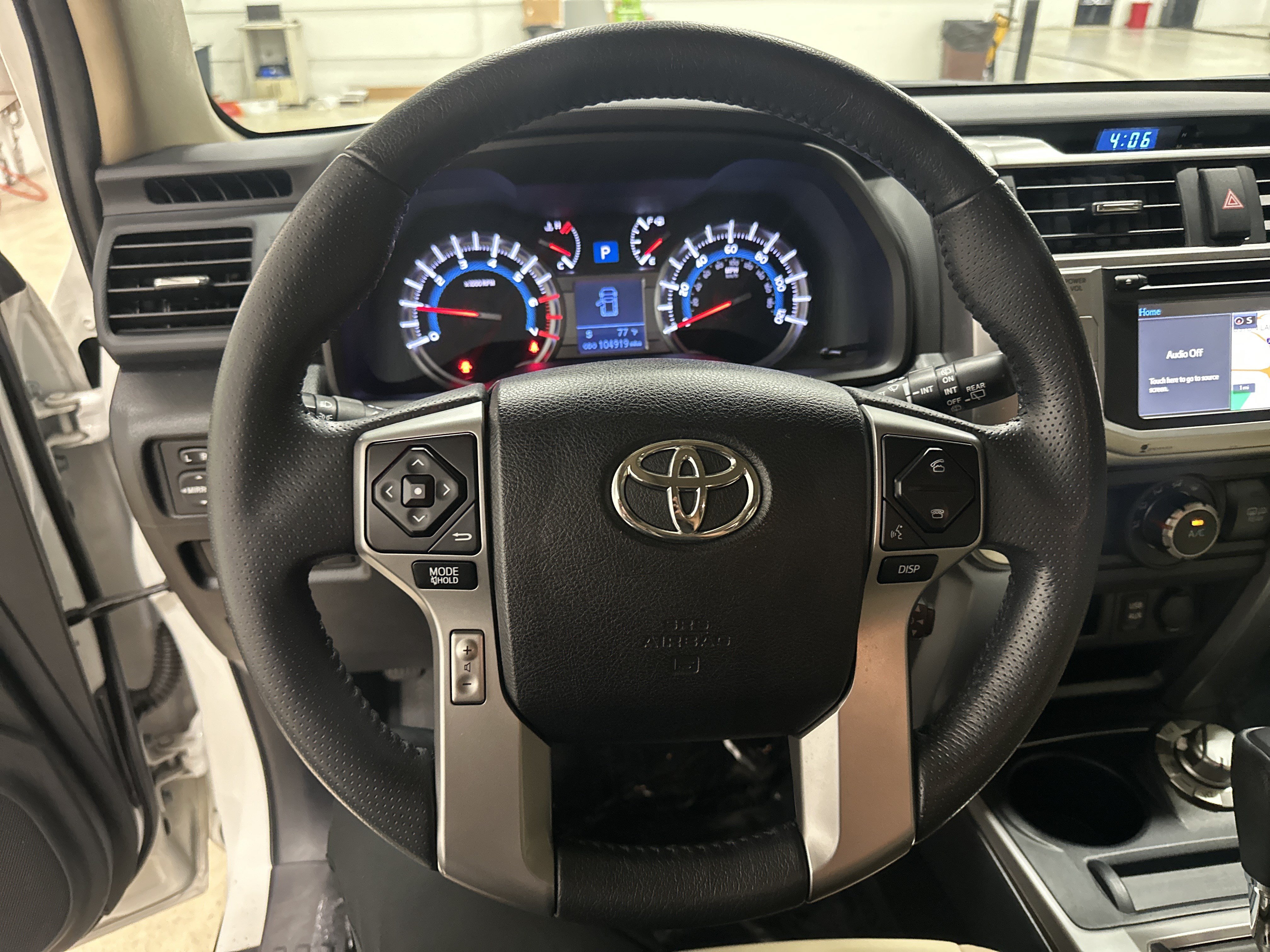Used 2017 Toyota 4Runner SR5 Premium AWD/4WD image 18
