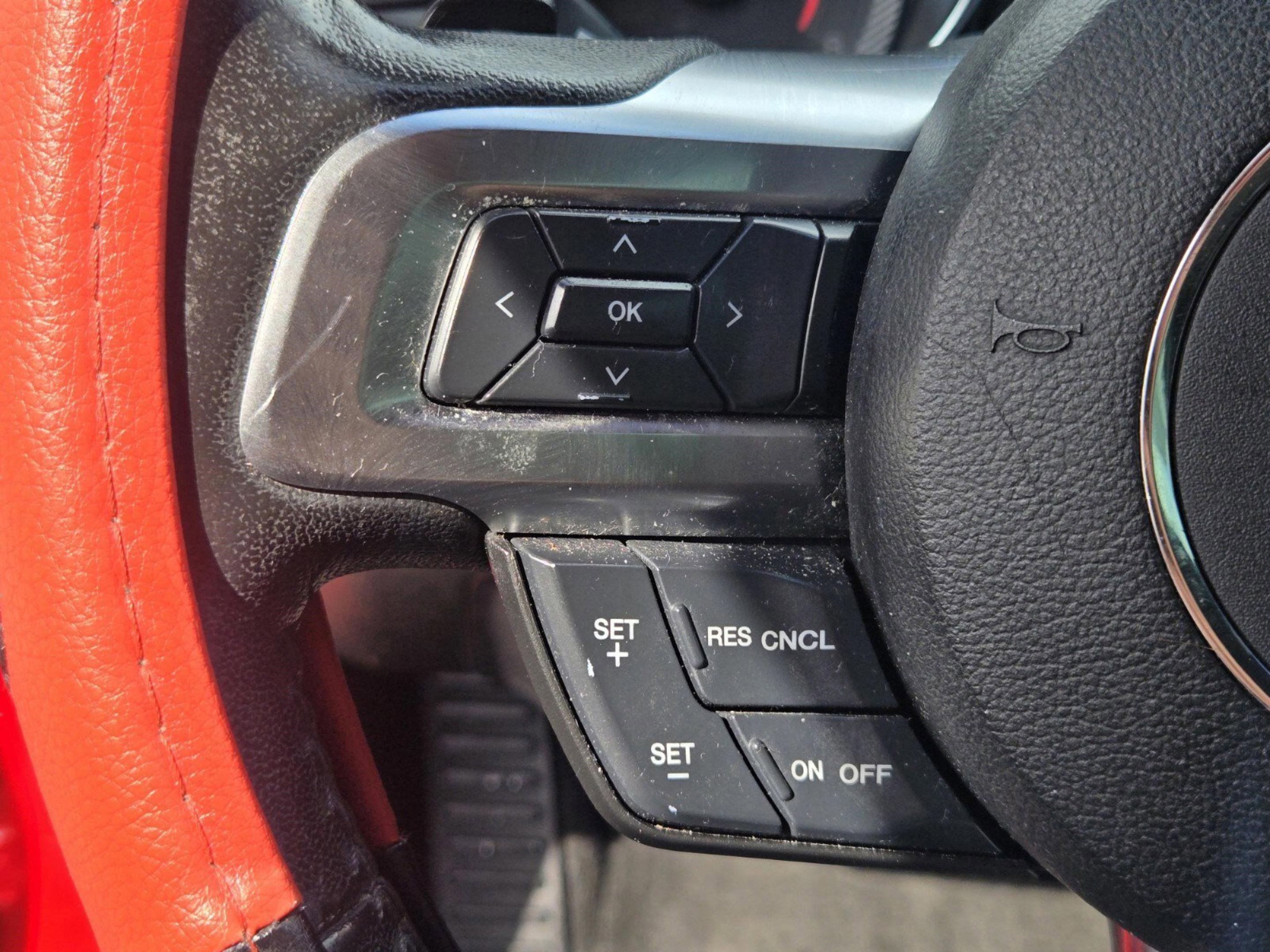 Used 2017 Ford Mustang Premium image 22