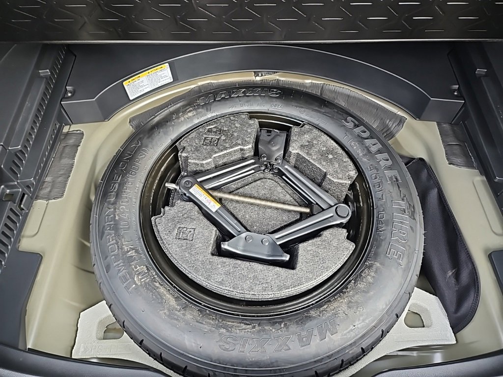 Used 2024 Toyota RAV4 LE image 24