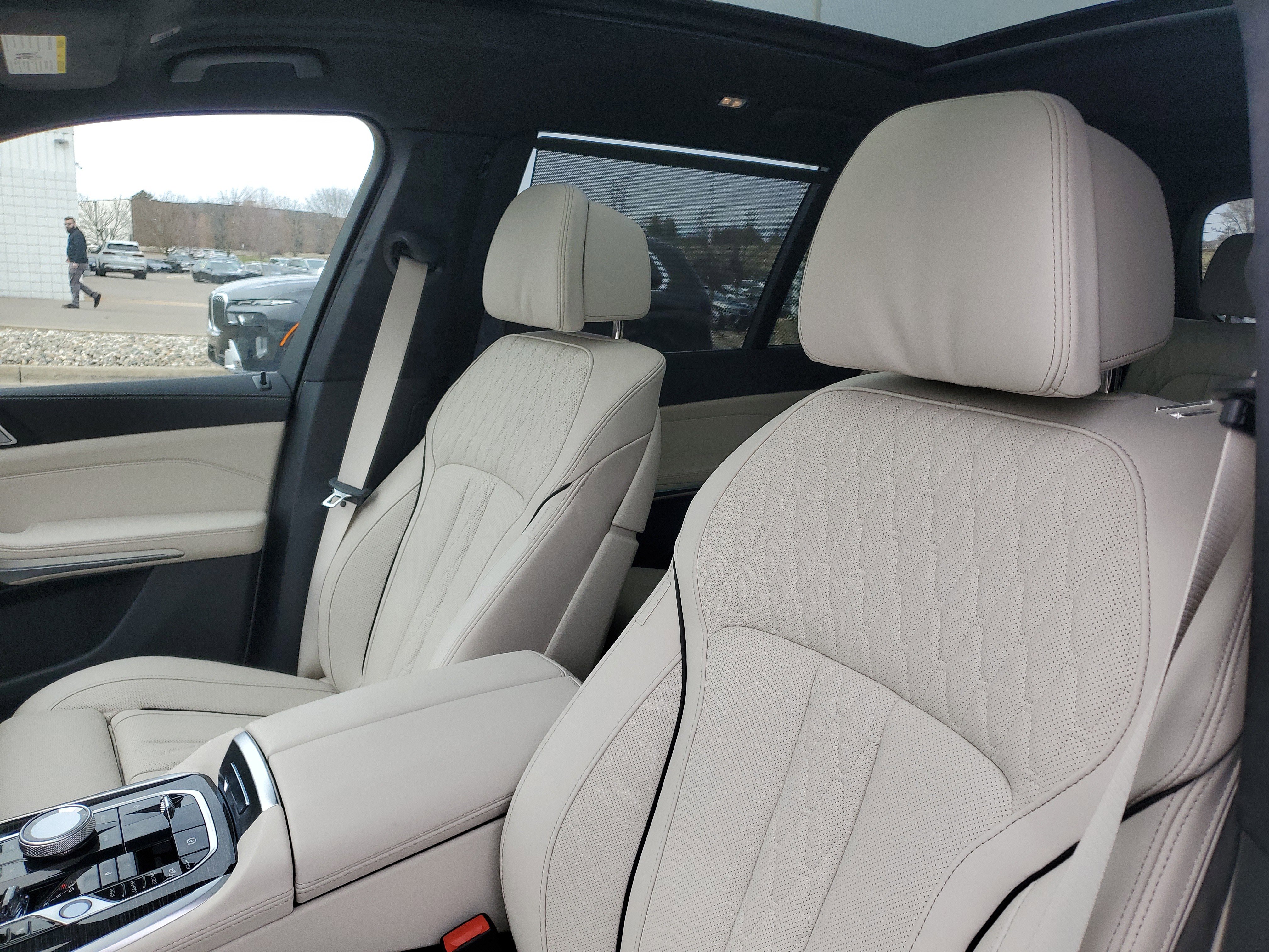 New 2026 BMW X7 xDrive40i w/ Executive Package image 7