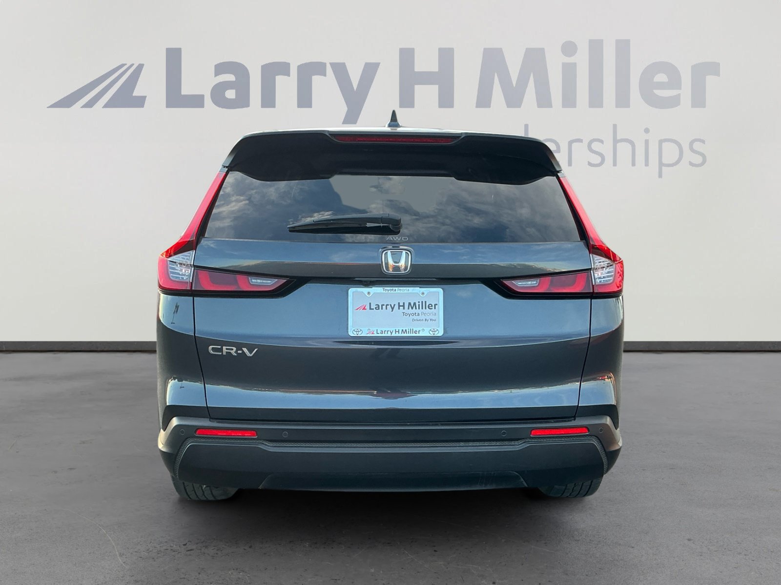 Used 2023 Honda CR-V EX-L image 4