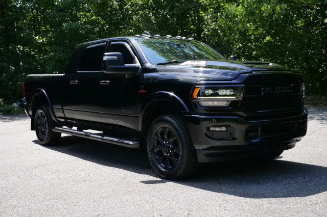 Used 2024 RAM 3500 Limited AWD/4WD image 4