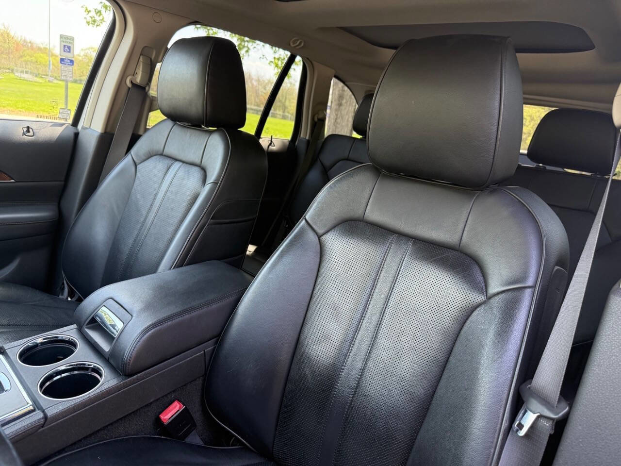 Used 2015 Lincoln MKX AWD w/ Equipment Group 102A image 14