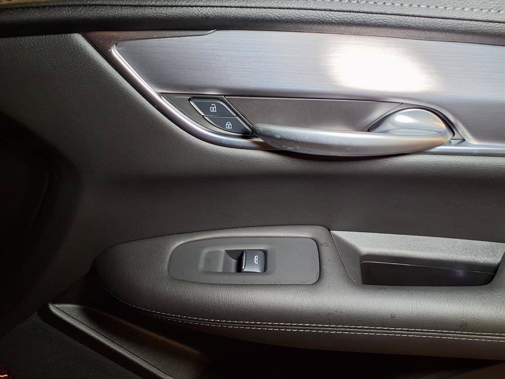Certified 2024 Cadillac XT5 Luxury FWD image 25