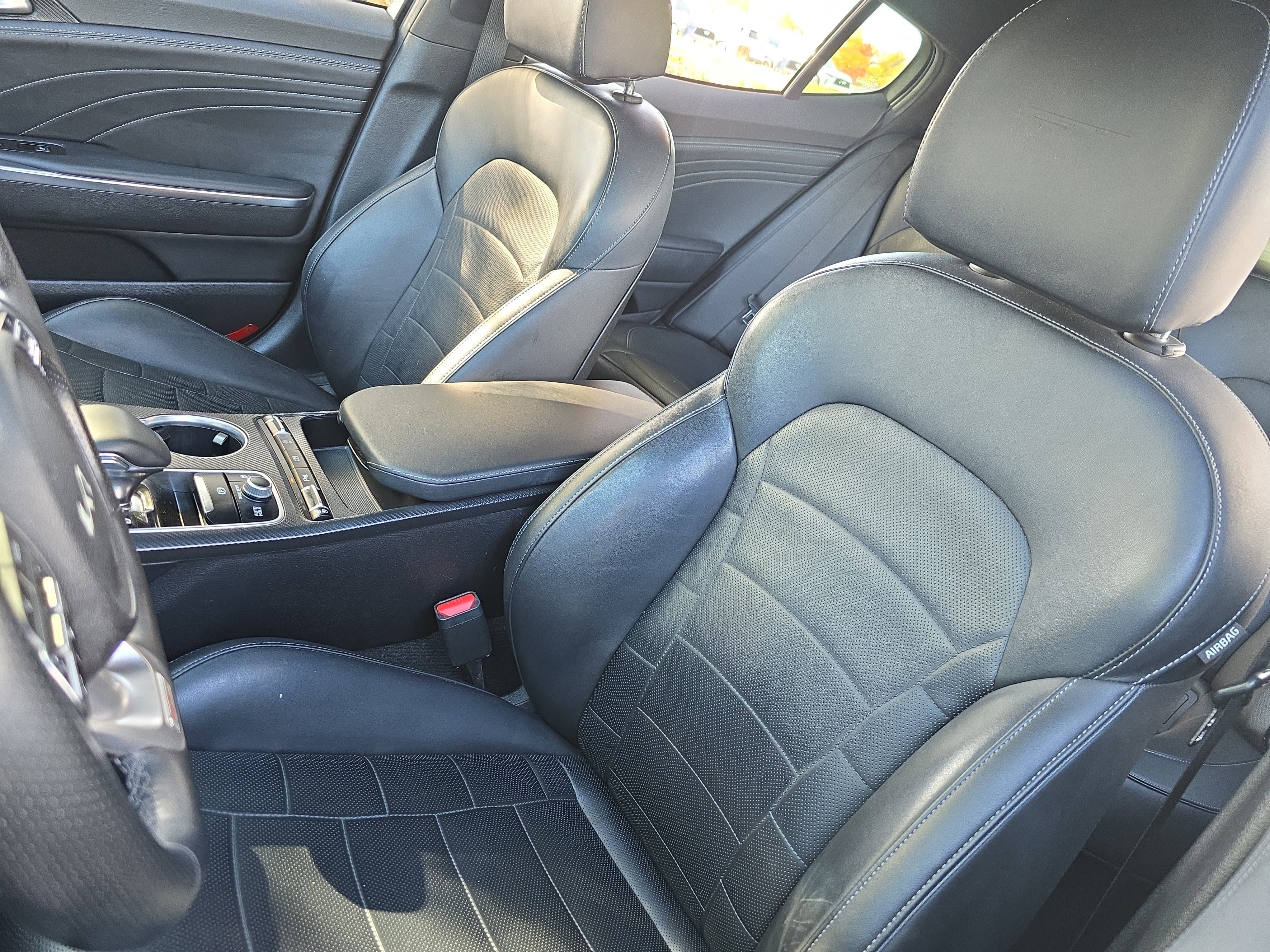 Used 2022 Kia Stinger GT2 w/ Scorpion Package image 16