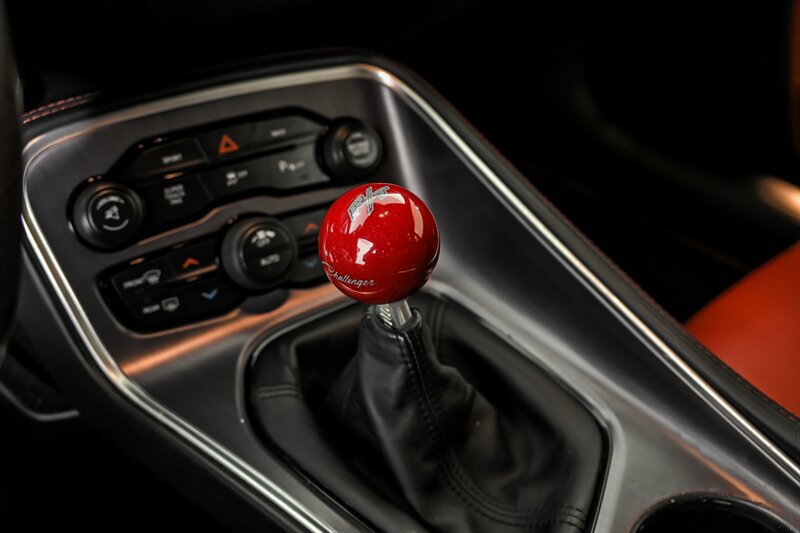 Used 2016 Dodge Challenger R/T Plus RWD image 27