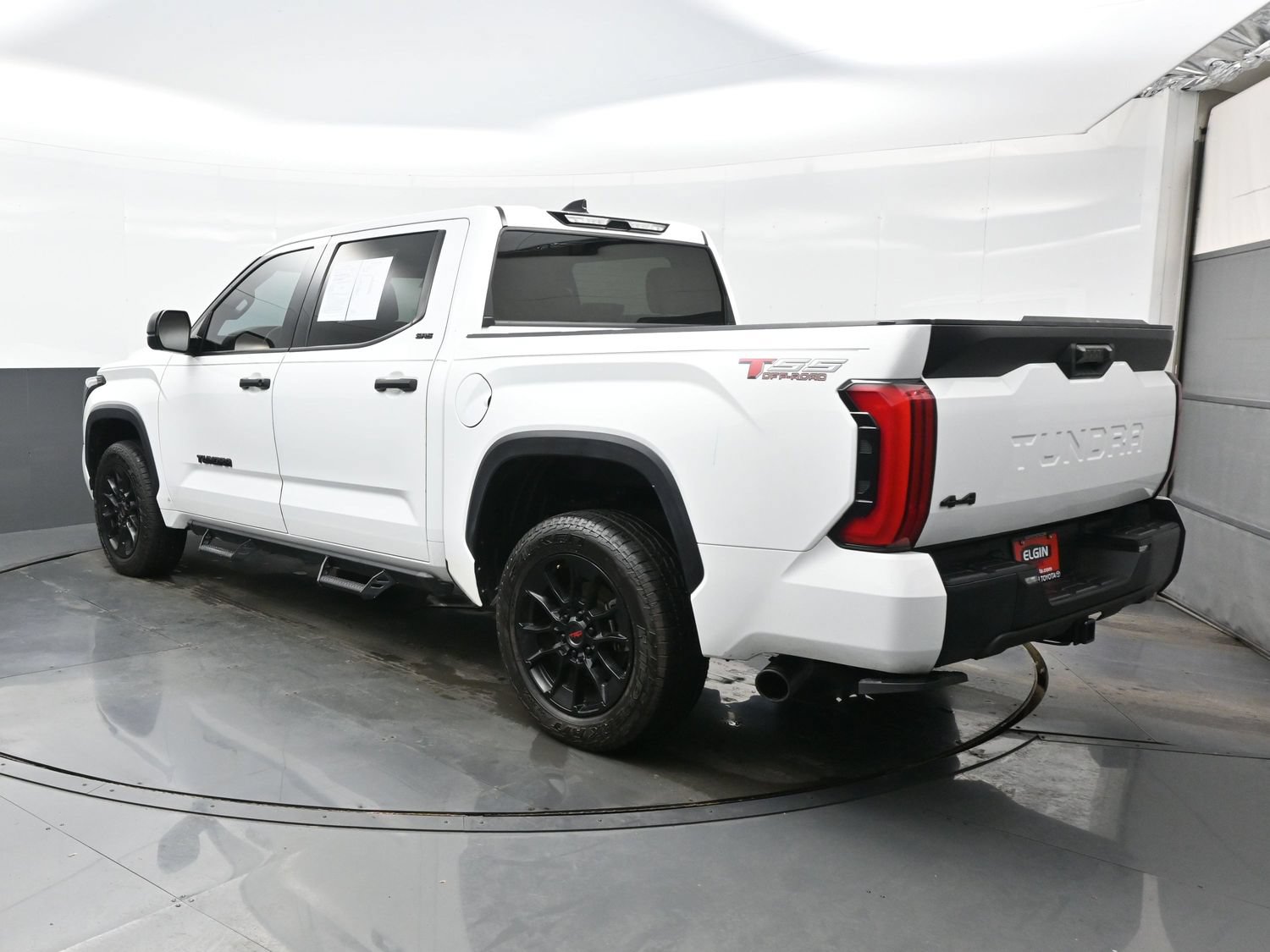 Used 2023 Toyota Tundra SR5 AWD/4WD image 4