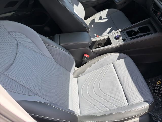 New 2025 Volkswagen Tiguan SE AWD/4WD image 36