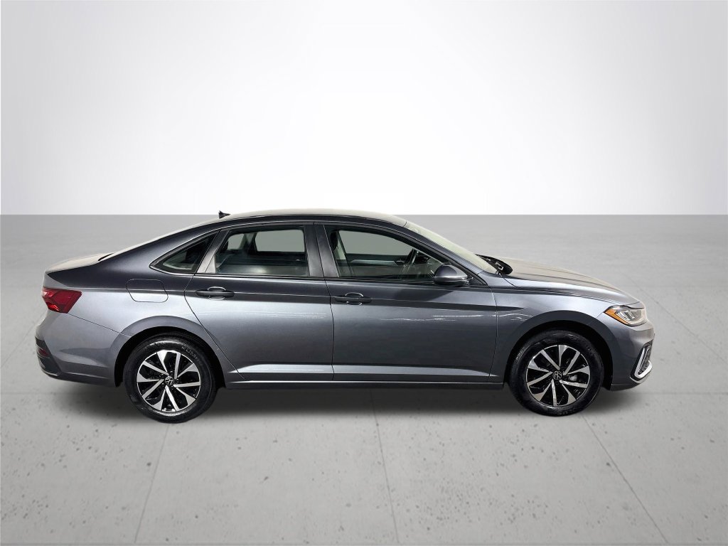 Certified 2025 Volkswagen Jetta S FWD image 6