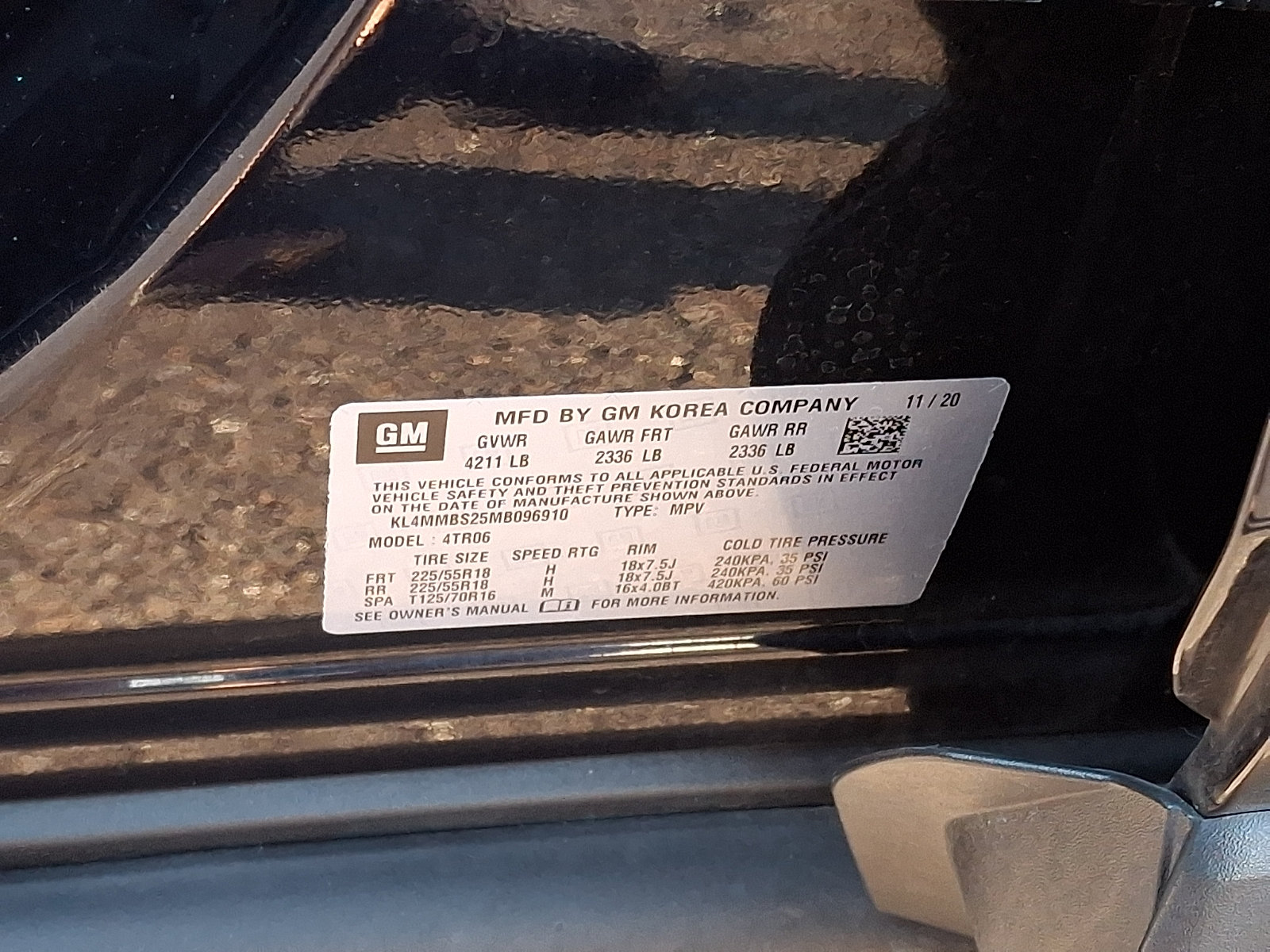 Certified 2021 Buick Encore GX Preferred w/ Cold Weather Comfort Package FWD image 27