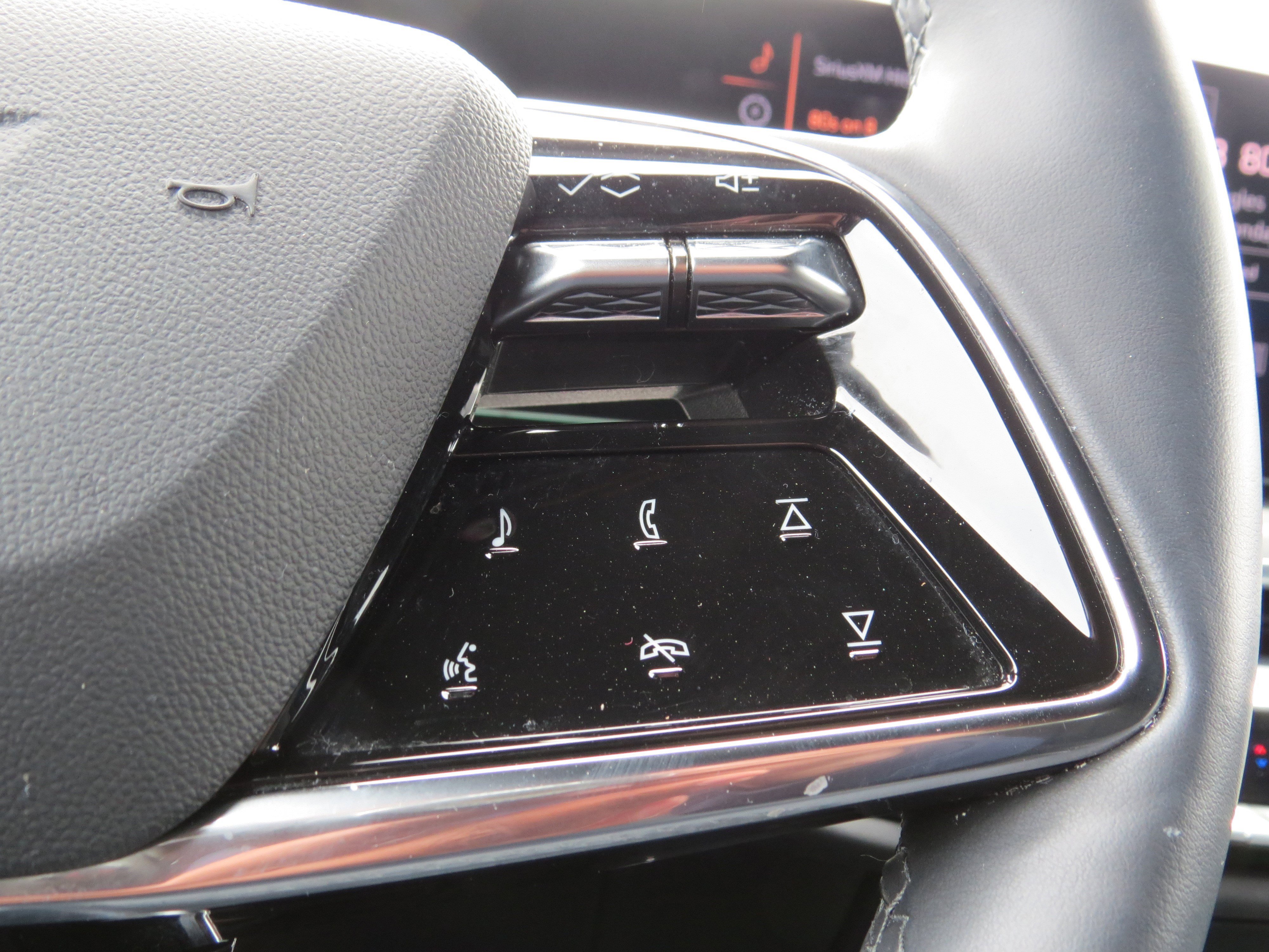 New 2025 Cadillac Lyriq Sport image 20