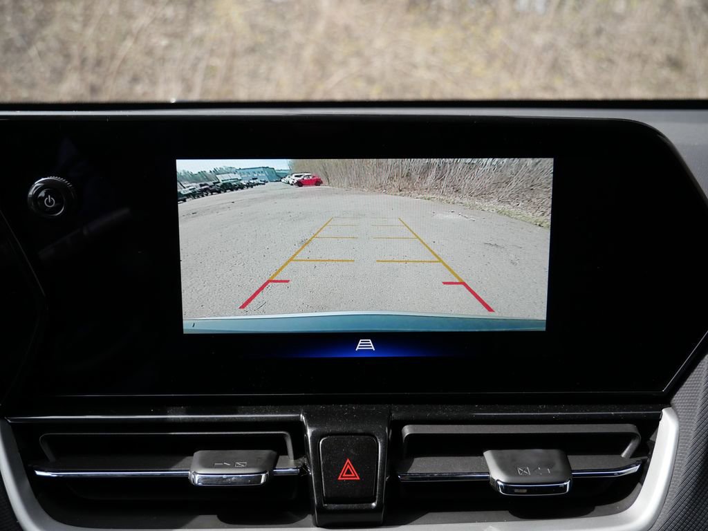 Used 2025 Chevrolet TrailBlazer LT AWD/4WD image 23