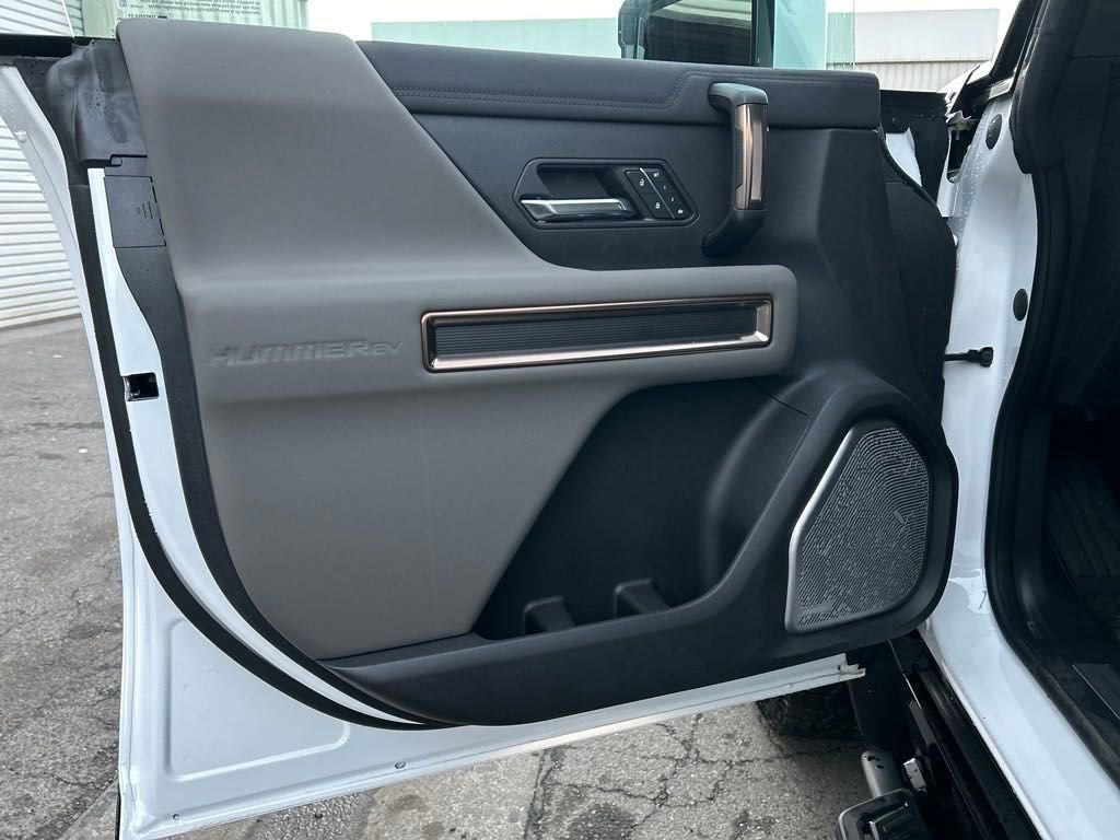 New 2025 GMC Hummer EV 3X w/ Extreme Off-Road Package image 10