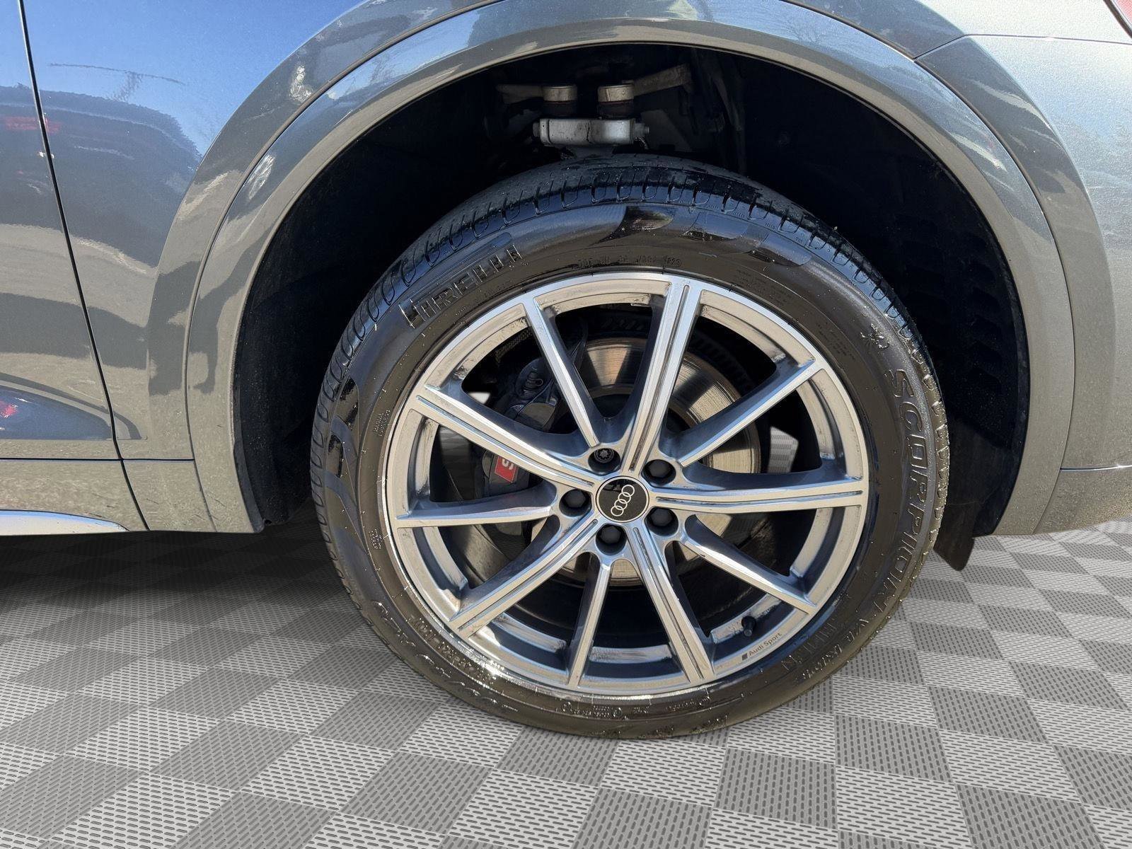 Used 2023 Audi SQ5 Premium Plus w/ Premium Plus Package image 10