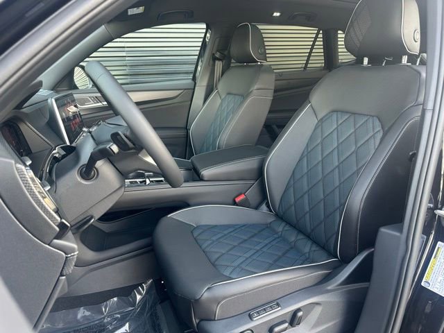 New 2025 Volkswagen Atlas Cross Sport SEL Premium R-Line image 19