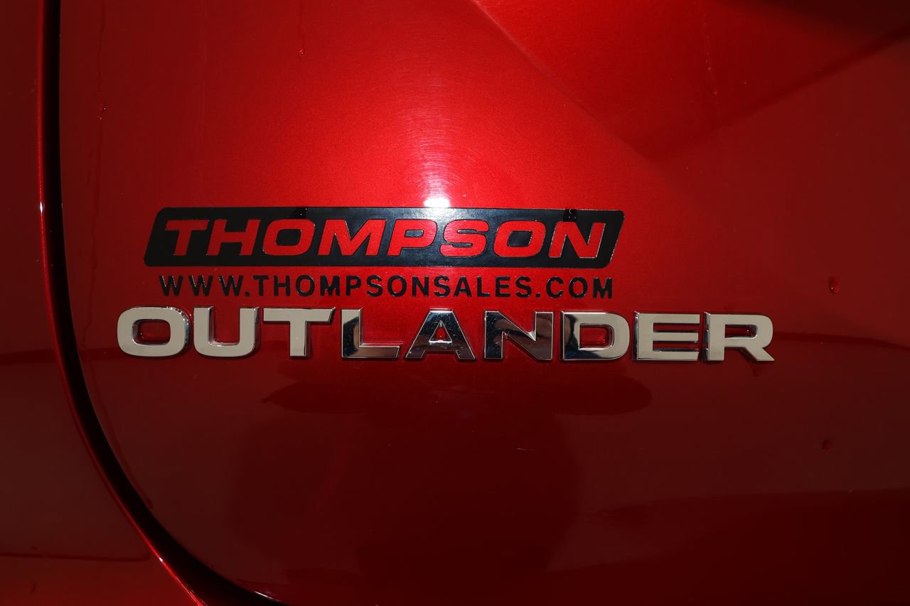 Used 2025 Mitsubishi Outlander SEL FWD image 37