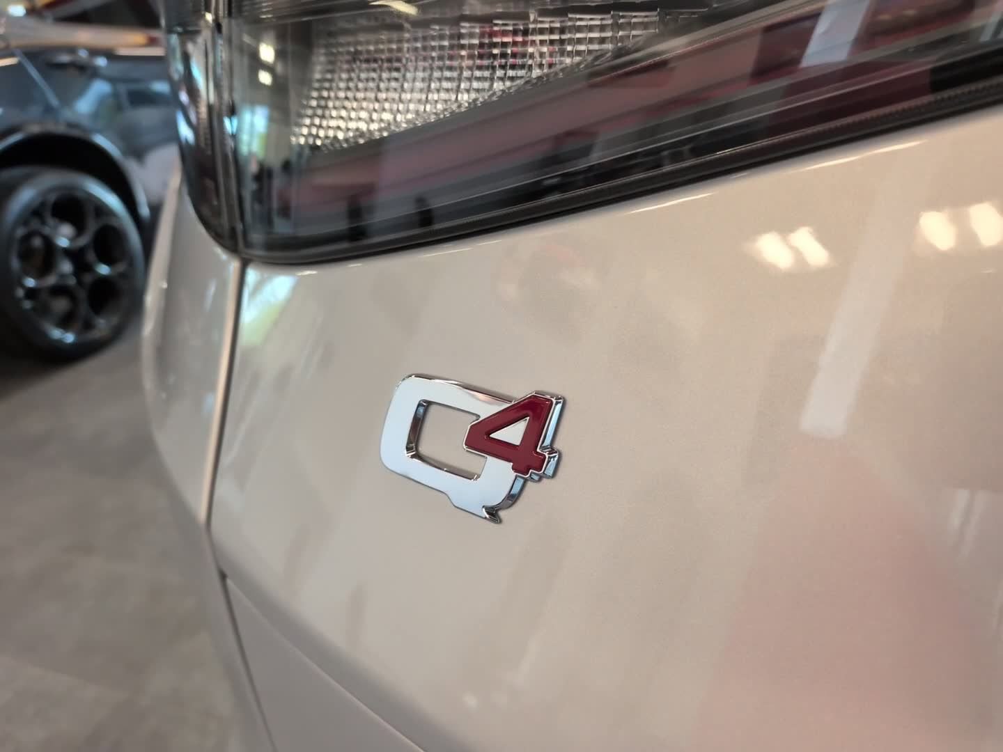 New 2026 Alfa Romeo Stelvio Sprint AWD/4WD image 8