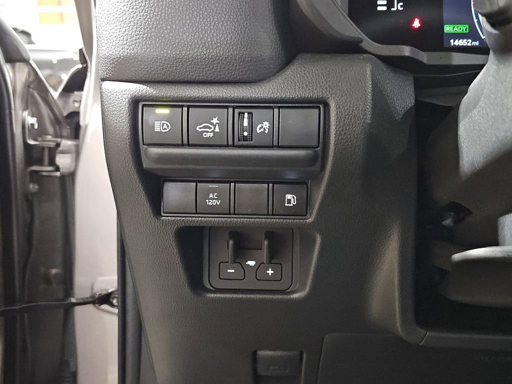 Used 2025 Toyota Land Cruiser 1958 image 30