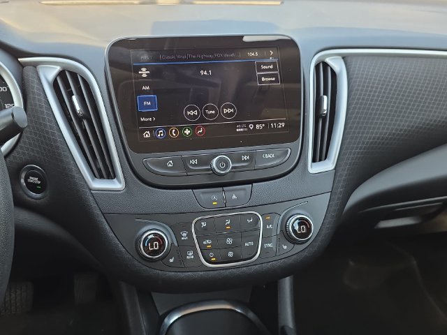 Used 2023 Chevrolet Malibu LT FWD image 19