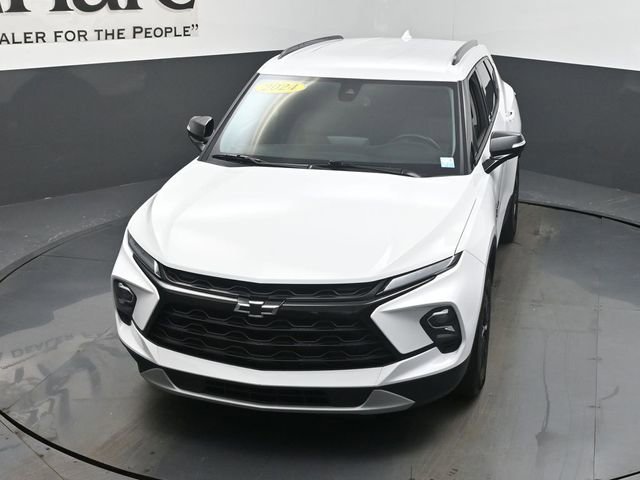 Used 2024 Chevrolet Blazer LT w/ Midnight/Sport Edition image 46