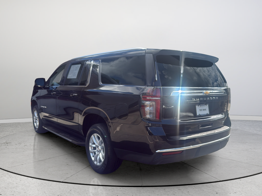 Used 2024 Chevrolet Suburban LT AWD/4WD image 9