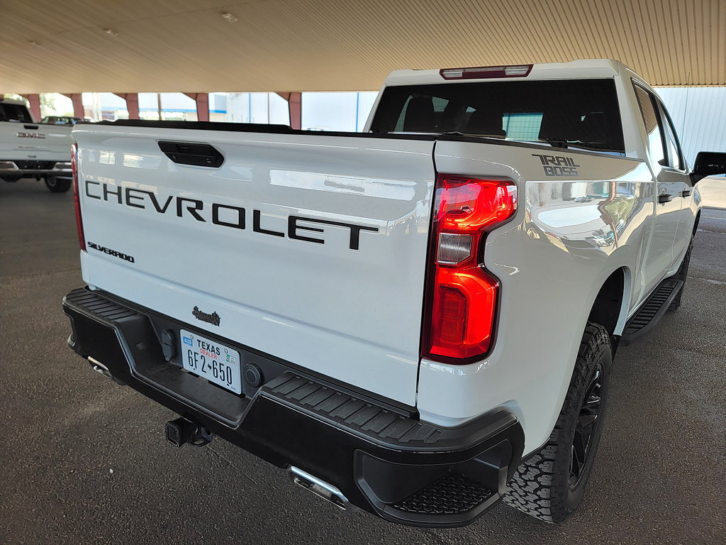 Used 2021 Chevrolet Silverado 1500 Custom Trail Boss AWD/4WD image 8