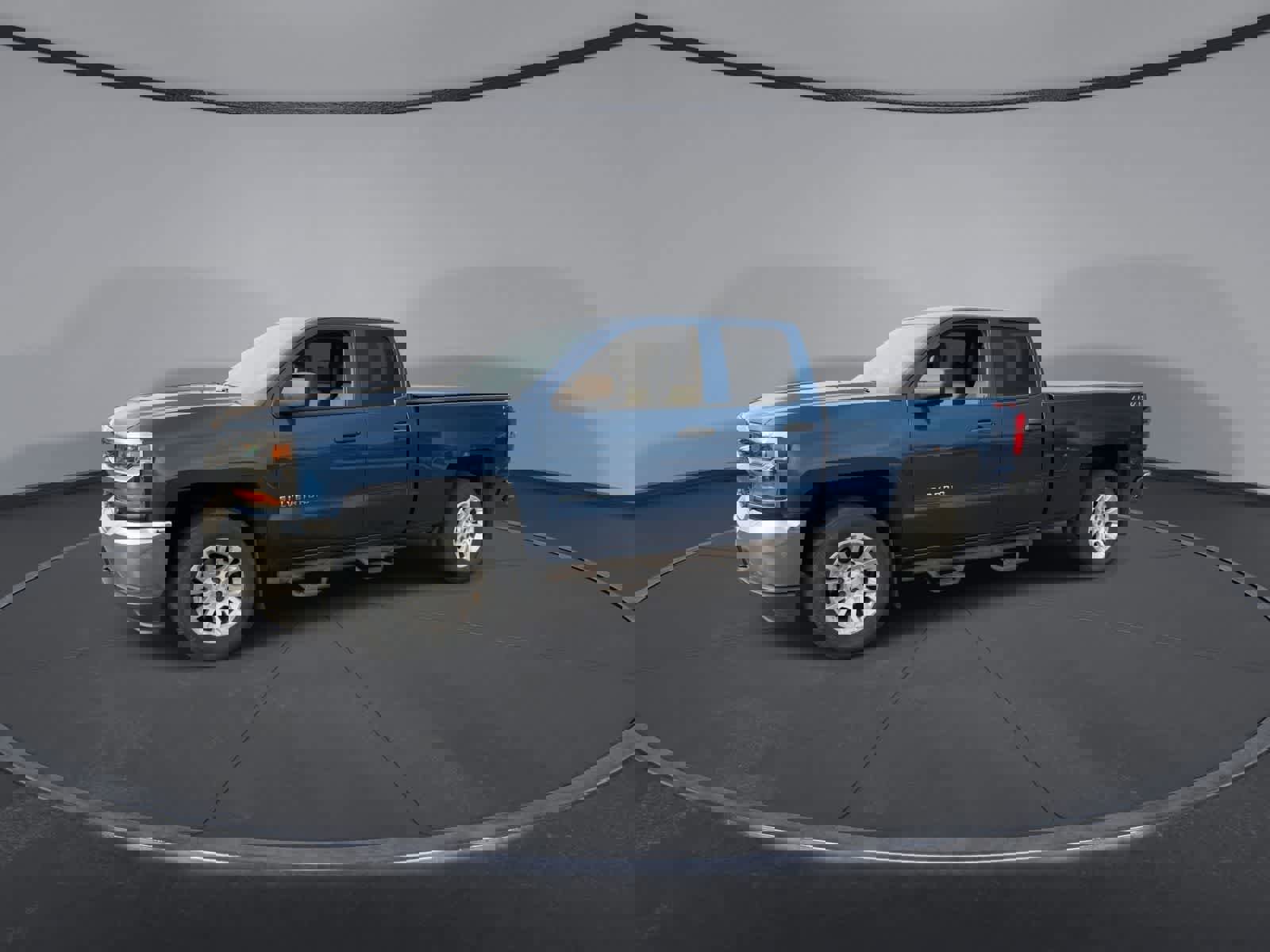 Used 2018 Chevrolet Silverado 1500 W/T w/ WT Convenience Package image 4