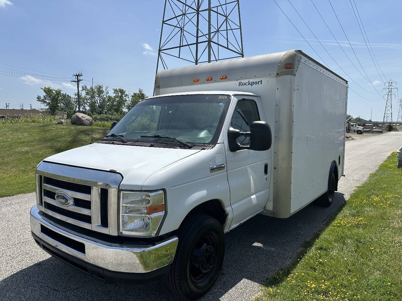 Used 2013 Ford E-450 and Econoline 450 Super Duty RWD image 1