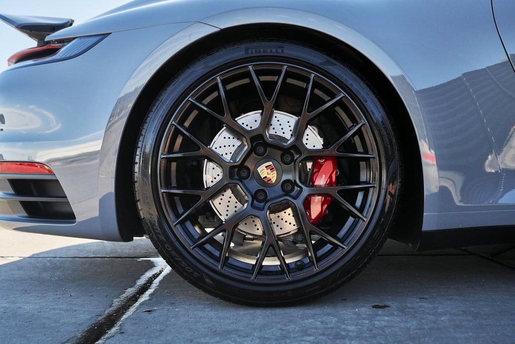 Used 2024 Porsche 911 Carrera S w/ Sport Package image 16